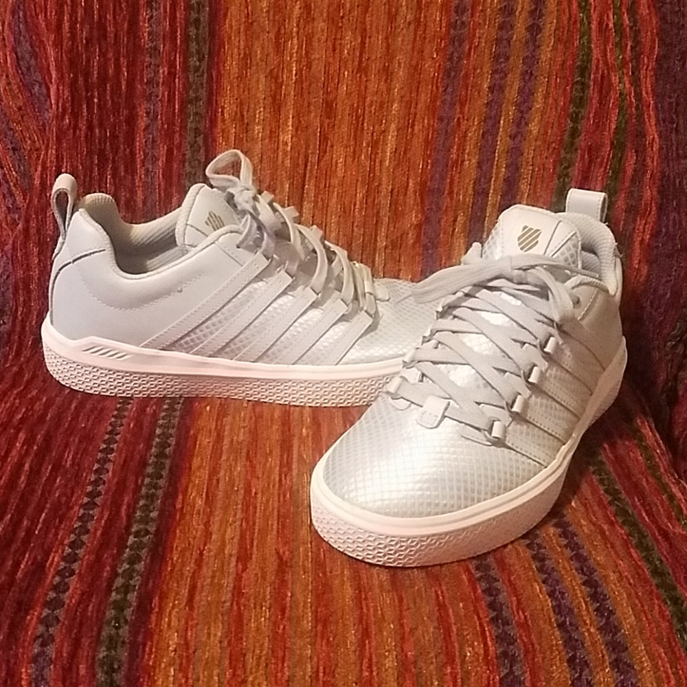 KSwiss